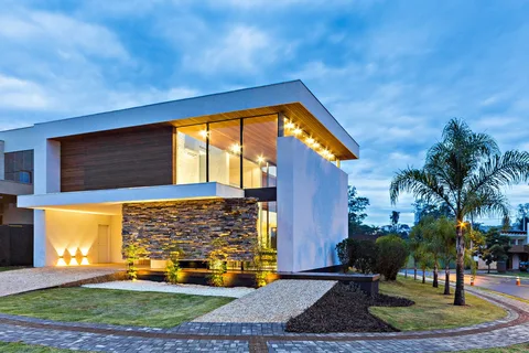 5 Trends Shaping Modern Home Orchards