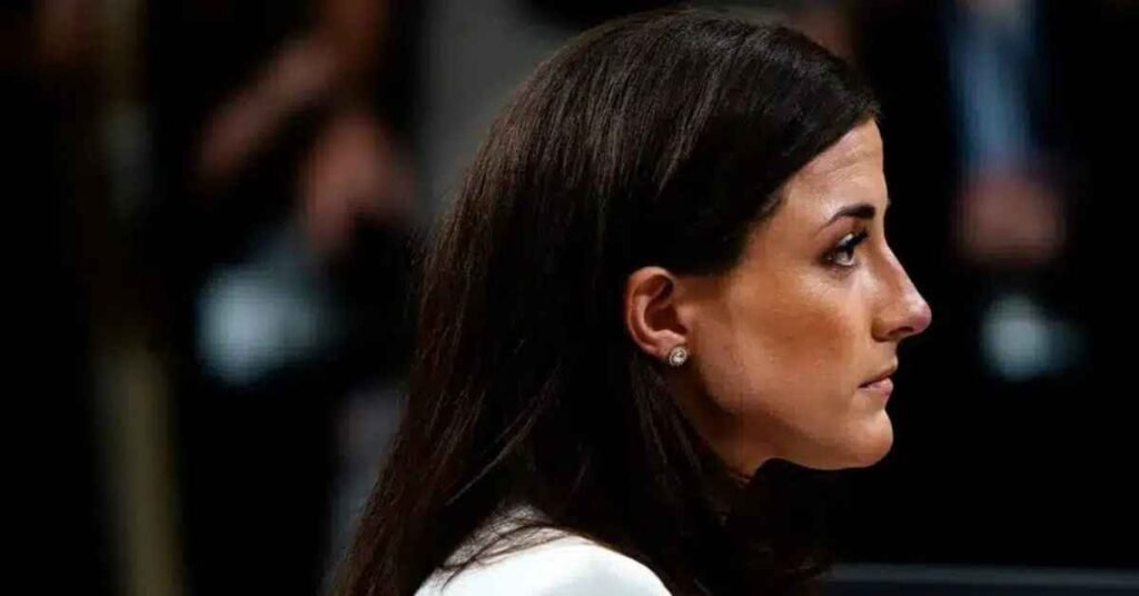 Cassidy Hutchinson Net Worth & Salary Breakdown 3 Future Outlook for Her Earnings