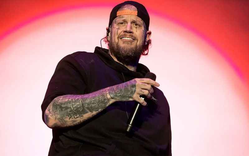 The Truth About Celebrity Height Rumors